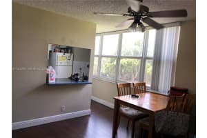 9441 Evergreen Pl APT 301, Davie, FL 33324, - MLS#A11923060