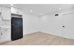 32 SW 9th St #2, Hallandale Beach, FL 33009, - MLS#A11923119