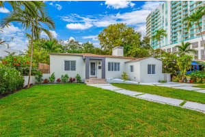 228 Sw 25th Rd Miami, FL 33129 - MLS#A11923180