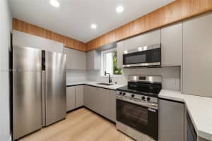 2350 Nw 56th St Miami, FL 33142 - MLS#A11923184