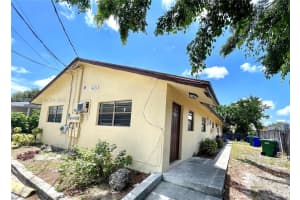 1631 Sw 44th Ave B, Fort Lauderdale