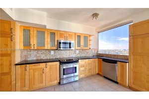 1541 Brickell Ave C2705 Miami, FL 33129 - MLS#A11923202