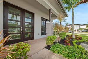 16060 NW 89th Ct, Miami Lakes, FL 33016, - MLS#A11923247