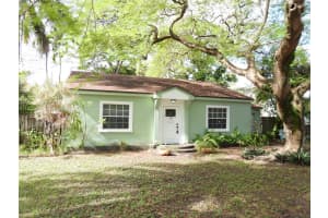 705 SW 14th Ave, Fort Lauderdale, FL 33312, - MLS#A11923256