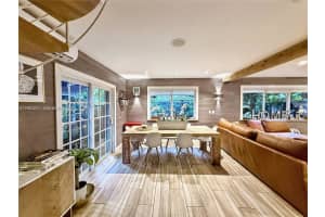 1115 Meridian Ave Townhouse Miami Beach, FL 33139 - MLS#A11923271