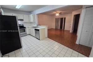 305 Palm Cir W, Pembroke Pines, FL 33025, - MLS#A11923297