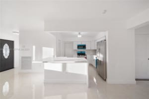 1151 Nw 81st Ave Pembroke Pines, FL 33024 - MLS#A11923312