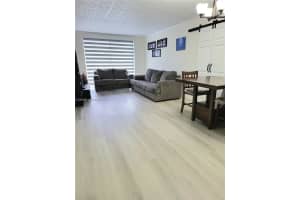 6705 NW 169th St APT C206, Hialeah, FL 33015, - MLS#A11923341