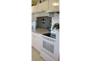 351 Cambridge Rd 107 Hollywood, FL 33024 - MLS#A11923346