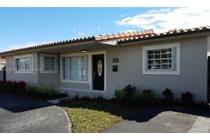 8090 W 18th Lane Rd, Hialeah 8090 W 18th Lane Rd, Hialeah