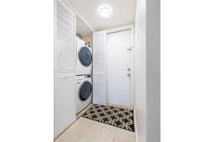 15801 W Waterside Cir APT 104, Sunrise, FL 33326, - MLS#A11923385