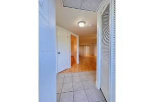 B, 8290 Lake Dr APT 309, Doral, FL 33166, - MLS#A11923396