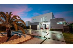 81 S Royal Poinciana Blvd, Miami Springs, FL 33166, - MLS#A11923406