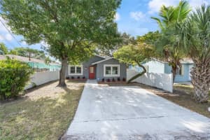 870 Ne 35th St, Oakland Park