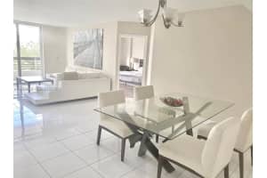 19195 Ne 36th Ct 402 Aventura, FL 33180 - MLS#A11923423