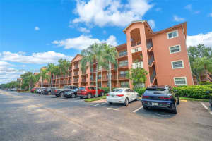 701 Sw 142nd Ave 414s Pembroke Pines, FL 33027 - MLS#A11923429