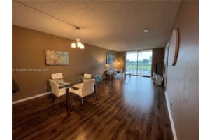 3150 W Rolling Hills Cir APT 202, Davie, FL 33328, - MLS#A11923438