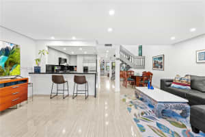 2528 N 38 Ave D-32 Hollywood, FL 33021 - MLS#A11923549