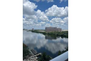 5099 Nw 7th St 1005, Miami