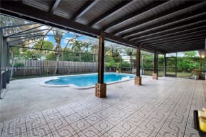 13240 Sw 98th Pl, Miami 13240 Sw 98th Pl, Miami