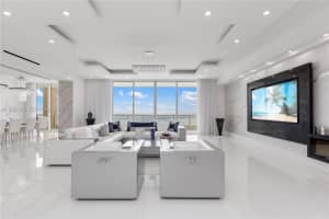 17875 Collins Ave Ph4701 Sunny Isles Beach, FL 33160 - MLS#A11923669