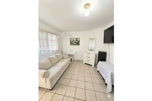1939 SW 5th St APT 4, Miami, FL 33135, - MLS#A11923675