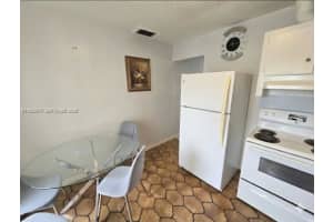 1939 SW 5th St APT 4, Miami, FL 33135, - MLS#A11923675