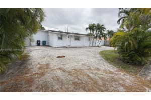 5125 Sw 102nd Ave Miami, FL 33165 - MLS#A11923703