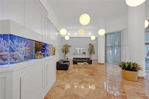 3600 Mystic Point Drive 507, Aventura