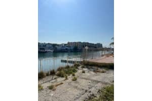 8001 Crespi Blvd 2d, Miami Beach