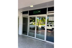 8001 Crespi Blvd APT 2D, Miami Beach, FL 33141, - MLS#A11923714