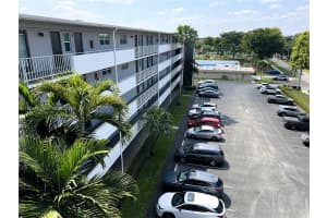 4800 Hillcrest Ln 408 Hollywood, FL 33021 - MLS#A11923734