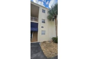 7775 Sw 86th St F1-301, Miami