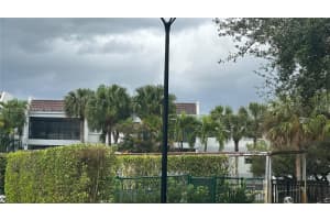 200 Lakeview Dr APT 111, Weston, FL 33326, - MLS#A11923778