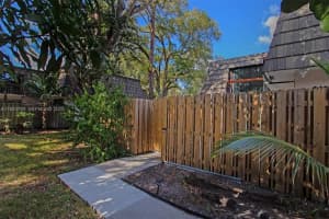 4059 Palm Bay Cir APT C, West Palm Beach, FL 33406, - MLS#A11923793