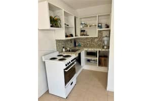 325 Fernwood Rd APT 5, Key Biscayne, FL 33149, - MLS#A11923798