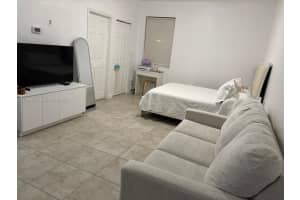 9401 Sw 172nd Ave Studio, Miami