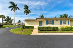 2854 E Crosley Dr E J, West Palm Beach