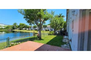 5675 Nw 109th Ave 34, Doral