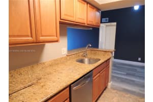 Building 1, 5612 Rock Island Rd APT 151, Tamarac, FL 33319, - MLS#A11923935