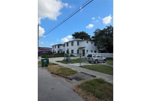 2740 Nw 44th St Miami, FL 33142 - MLS#A11923938