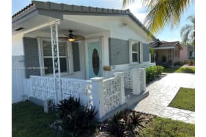 28 SE 4th St, Dania Beach, FL 33004, - MLS#A11923966