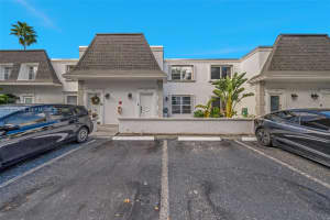 707 NE 27th Ave, Hallandale Beach, FL 33009, - MLS#A11923988