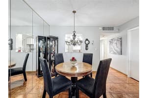 5001 Nw 34th St 205 Lauderdale Lakes, FL 33319 - MLS#A11924042