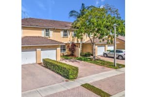 5332 Nw 89th Ave Sunrise, FL 33351 - MLS#A11924078