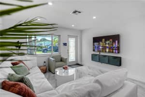 1730 Ne 9th Ave Fort Lauderdale, FL 33305 - MLS#A11924100