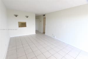 4550 NW 9th St APT 604E, Miami, FL 33126, - MLS#A11924111