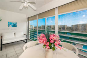 401 SE 3rd St APT 507, Dania Beach, FL 33004, - MLS#A11924166