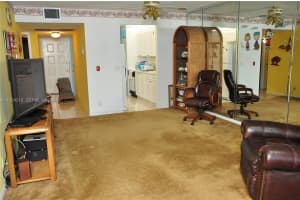 13000 Sw 15th Ct 411u Pembroke Pines, FL 33027 - MLS#A11924210