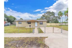 19820 NW 39th Ave, Miami Gardens, FL 33055, - MLS#A11924213